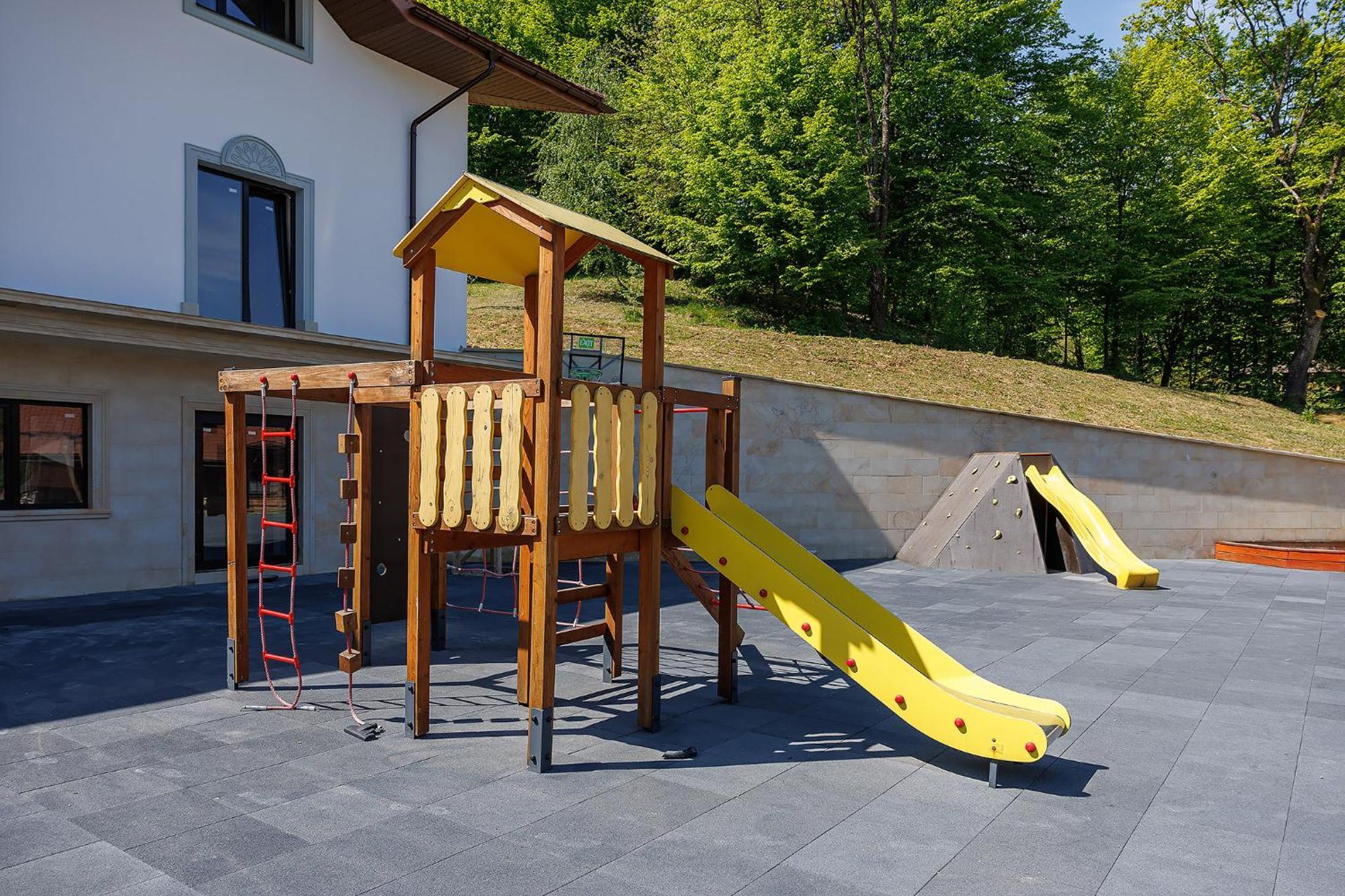 Molfar Resort Hotel & Spa Карпати Shayan Dış mekan fotoğraf