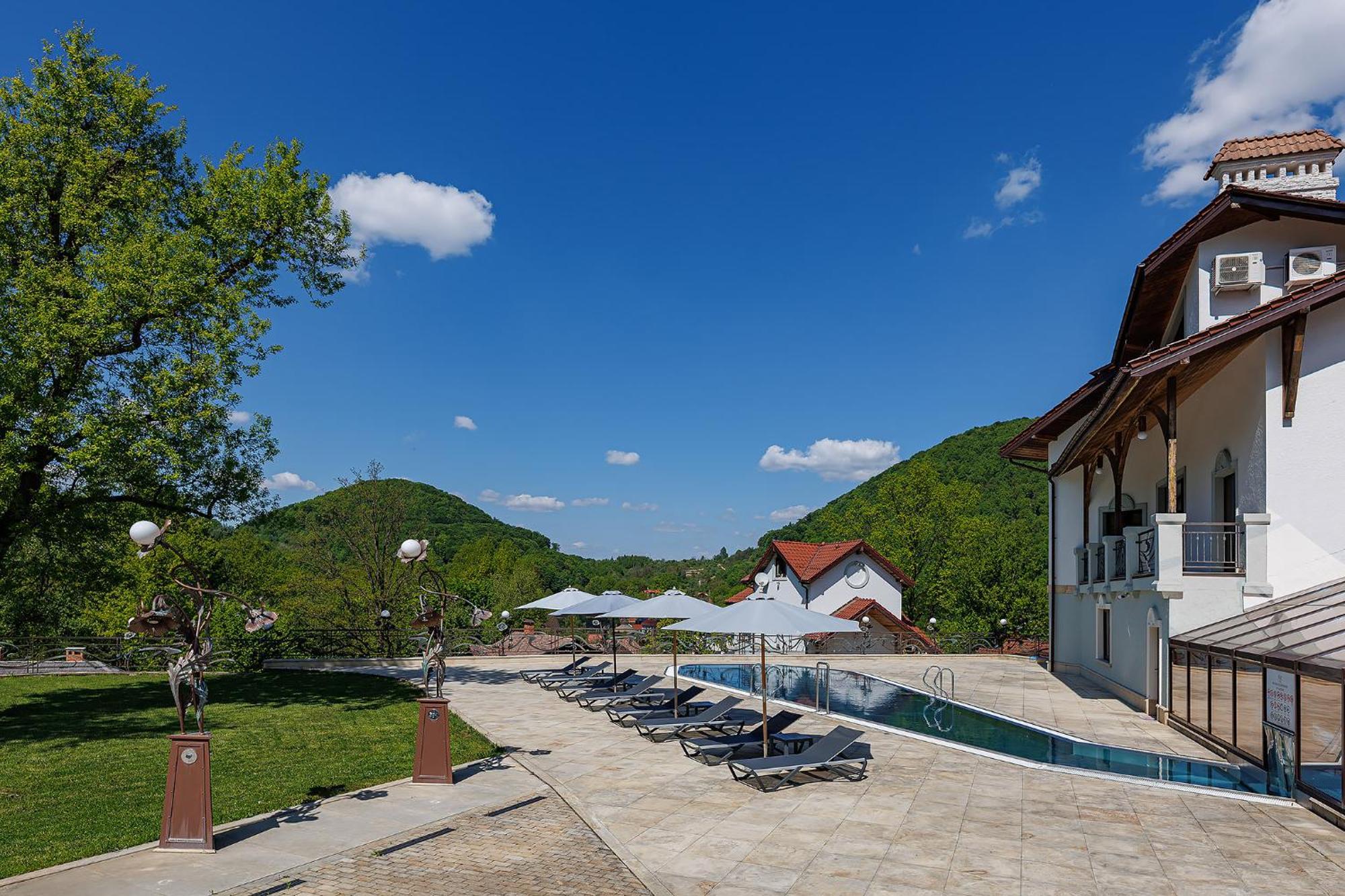 Molfar Resort Hotel & Spa Карпати Shayan Dış mekan fotoğraf
