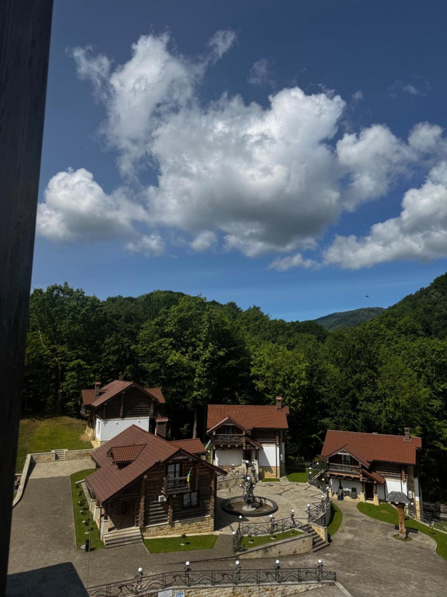 Molfar Resort Hotel & Spa Карпати Shayan Dış mekan fotoğraf