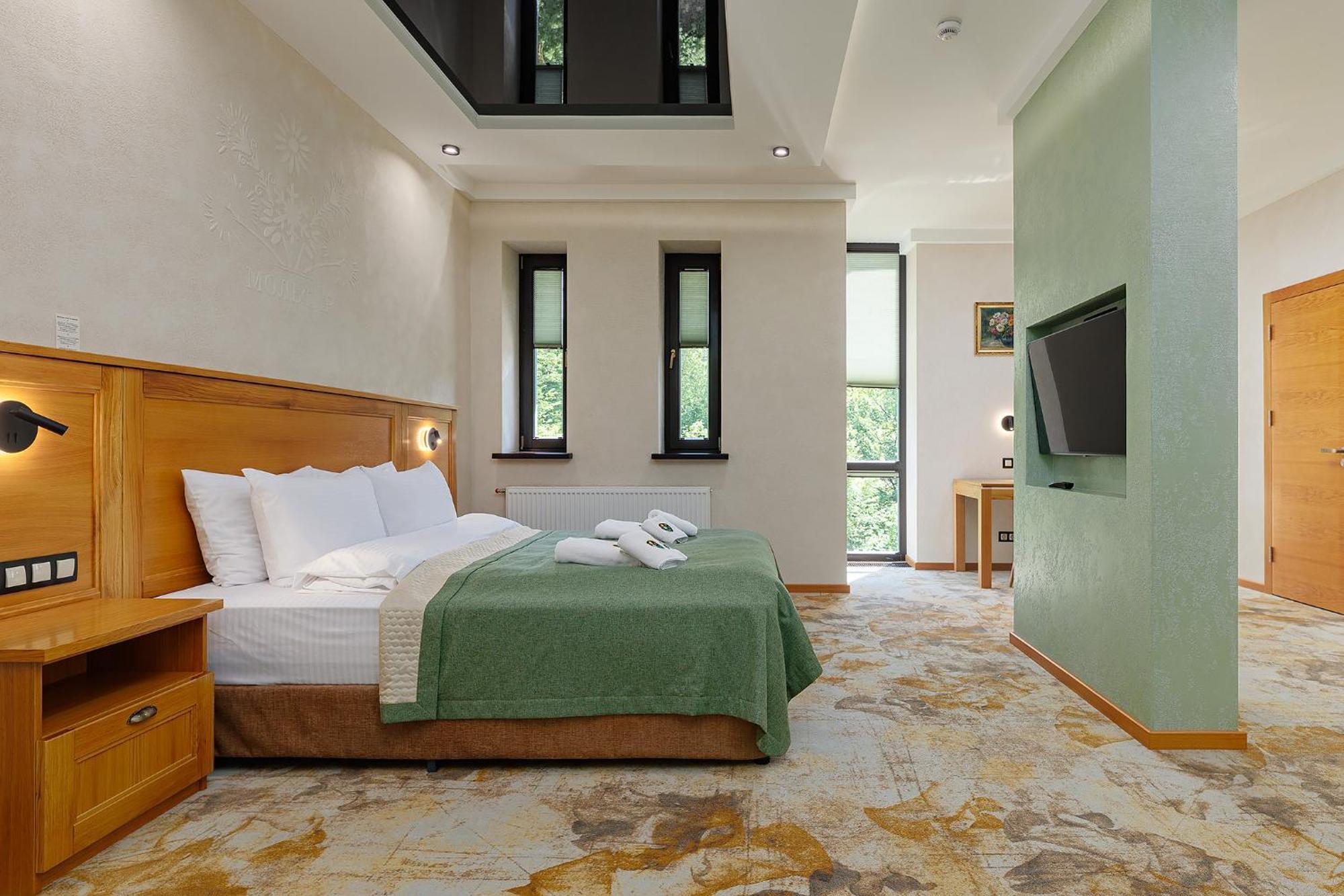 Molfar Resort Hotel & Spa Карпати Shayan Dış mekan fotoğraf